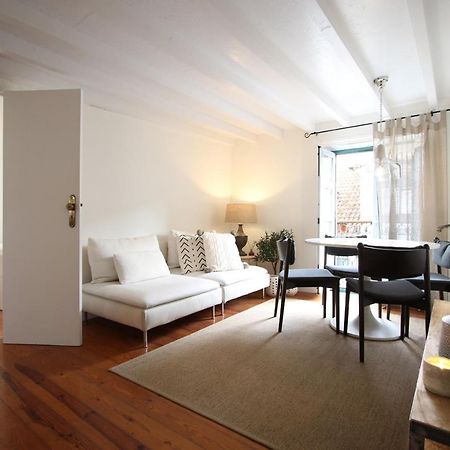 Chic Urban Retreat At Downtown With Balcony & Views Apartment Lisbon Exterior photo