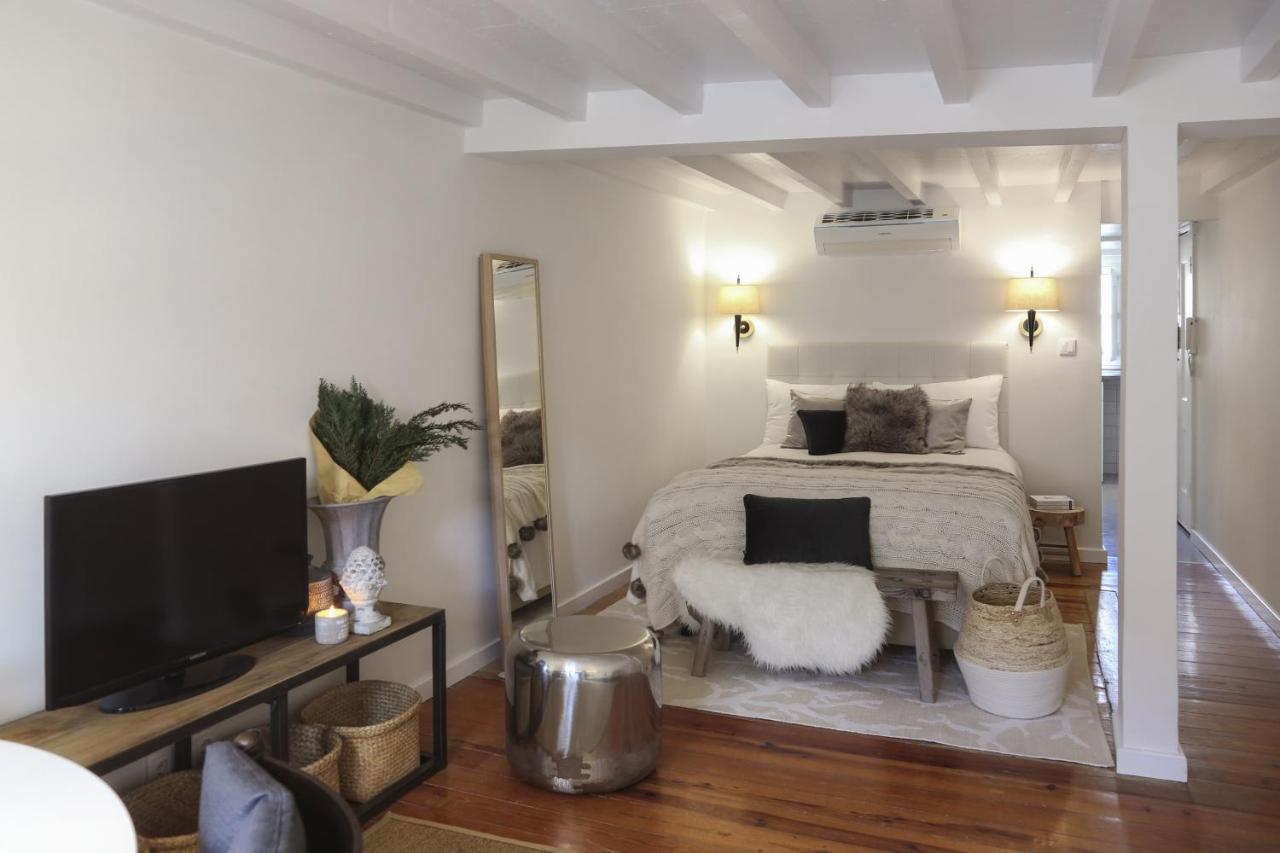 Chic Urban Retreat At Downtown With Balcony & Views Apartment Lisbon Exterior photo